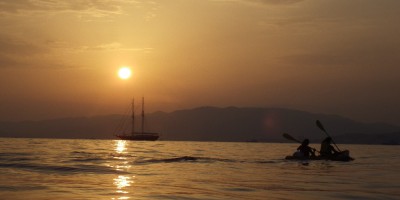 Kayak-Evasion-Kayak-Cannes-Nice-Antibes-image-fond4